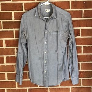 Men’s dress shirt